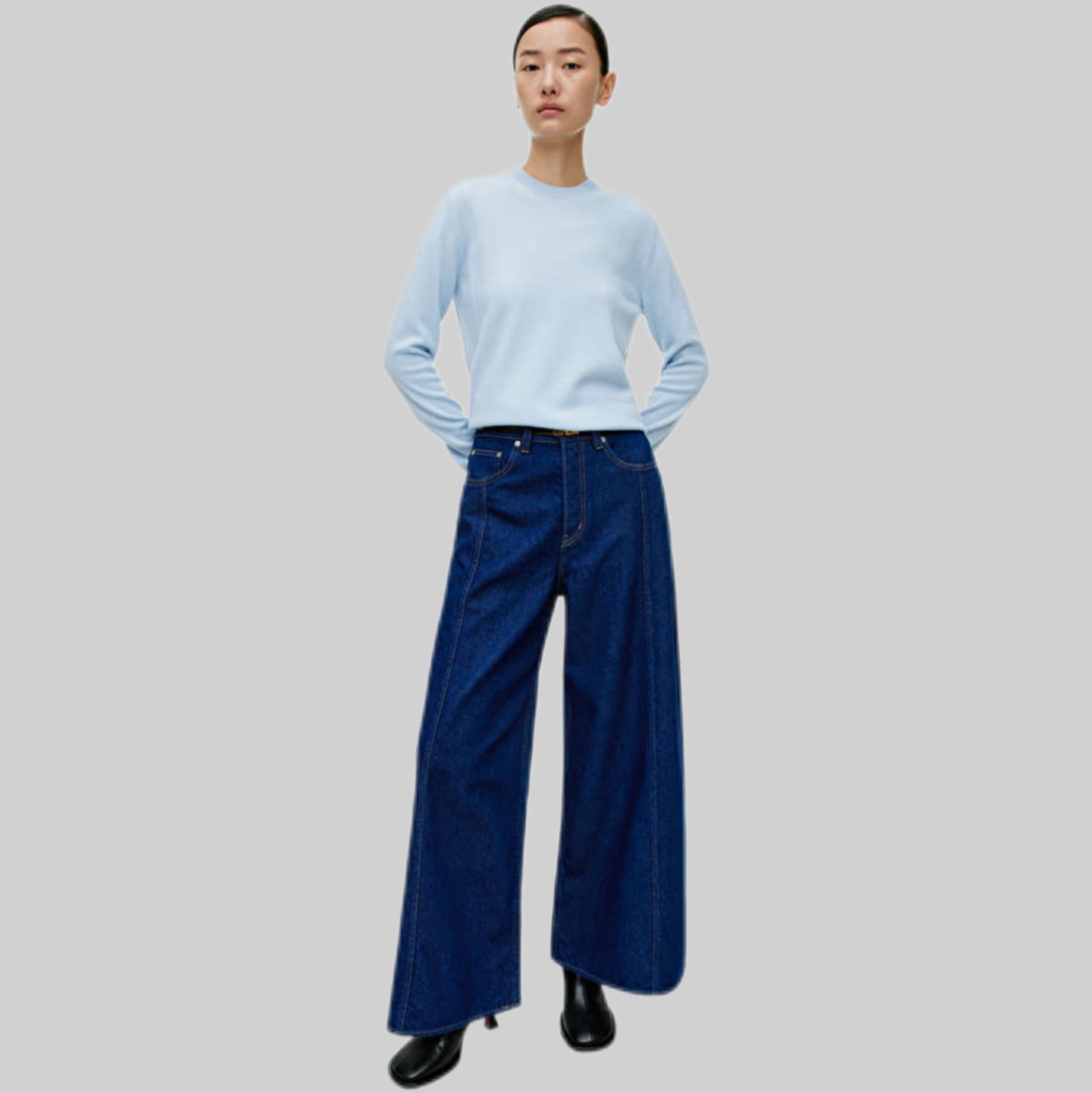 Arket Knitwear, women, Blue, Frontside model