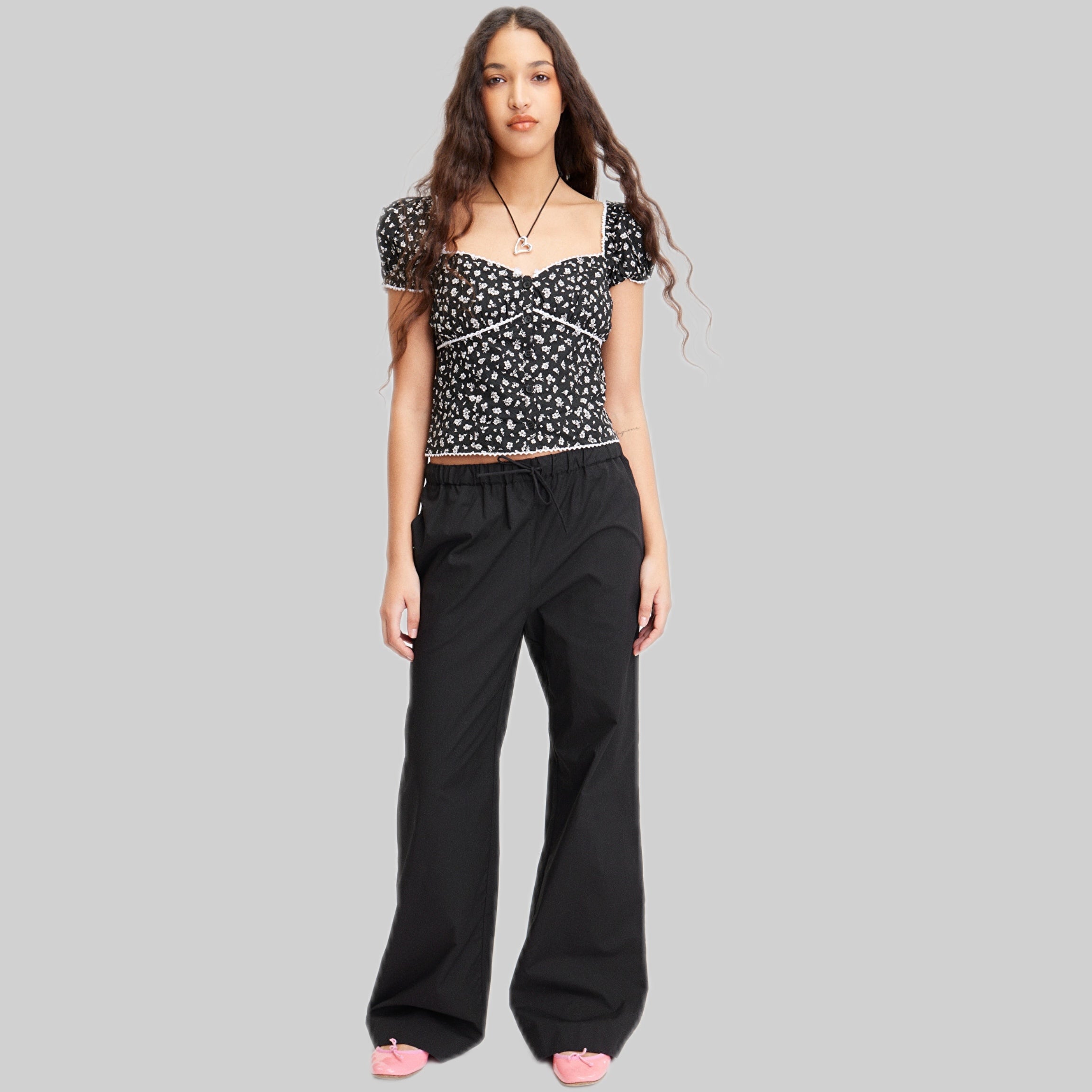 Monki pants, women, balck, frontside, women, model