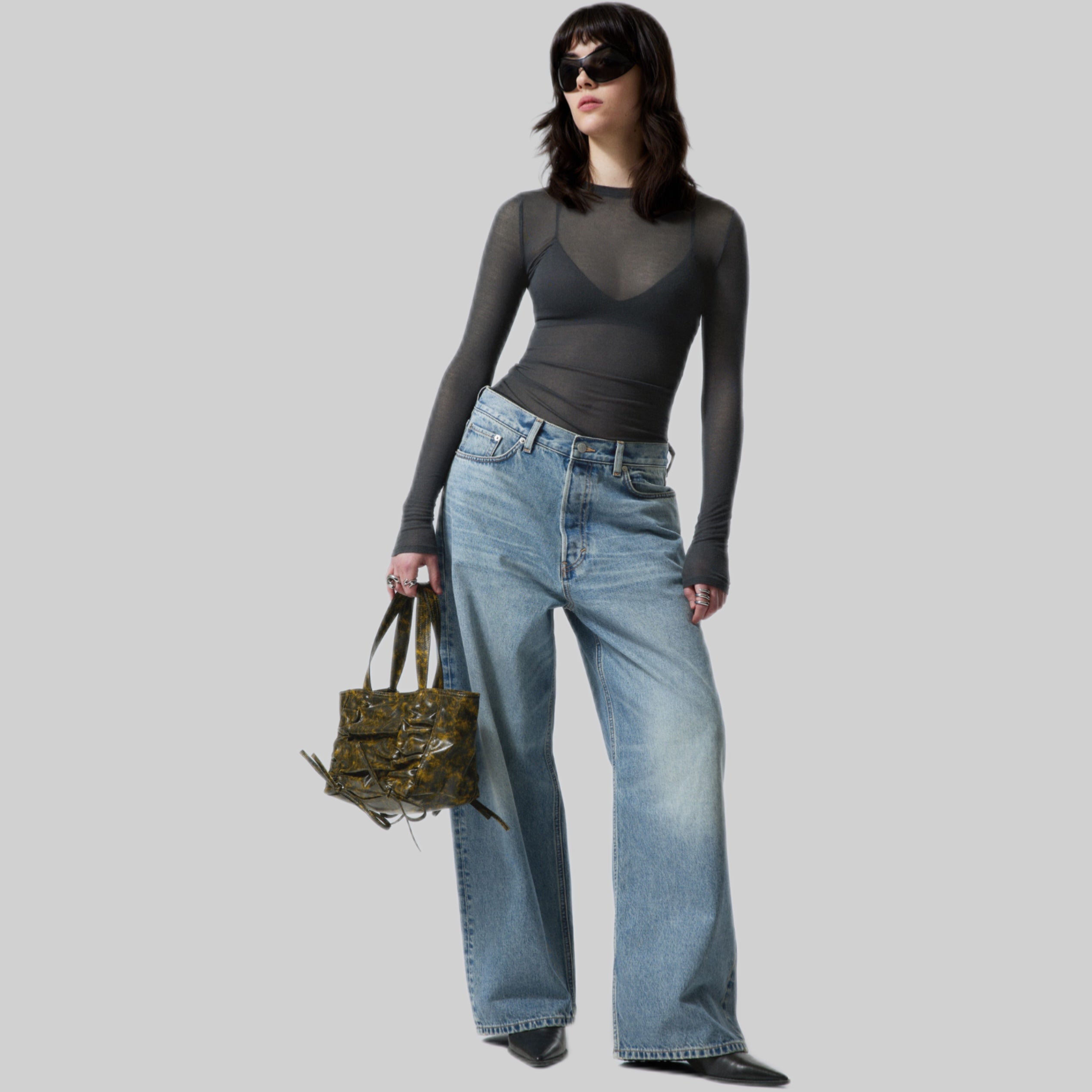 Weekday jeans, blue, frontside, women, model