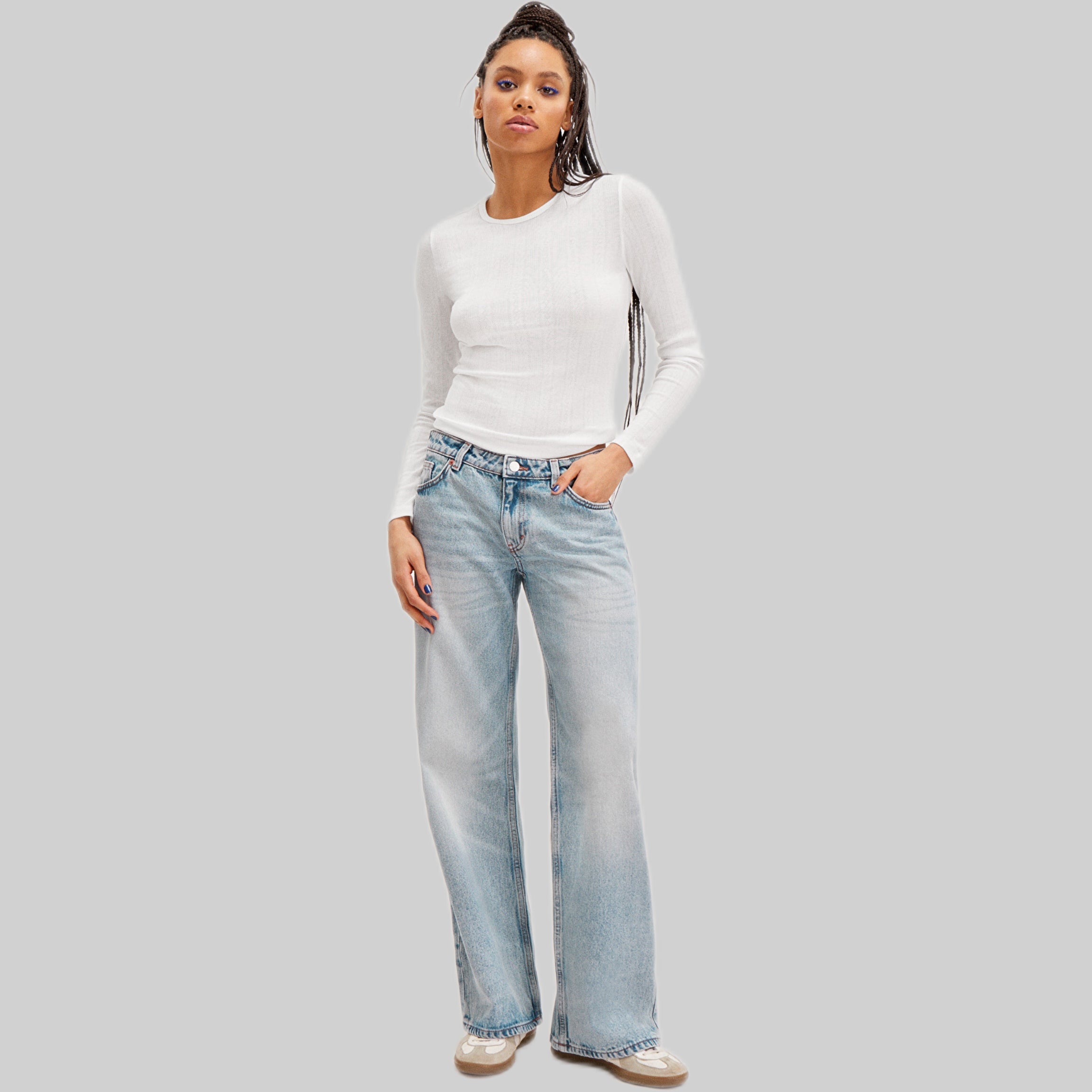 Monki jeans, women, frontside, blue, model