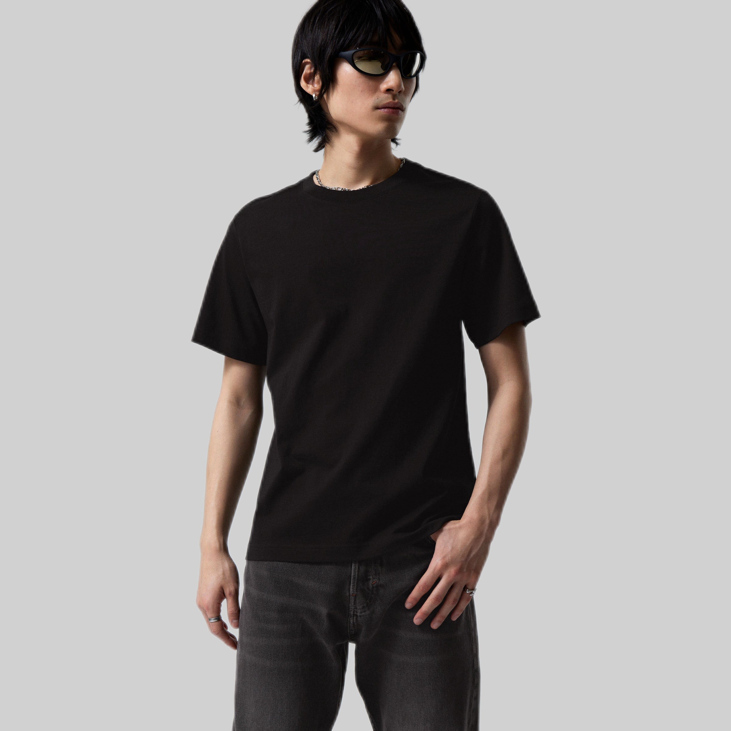 Weekday t-shirt, men, black, frontside, model