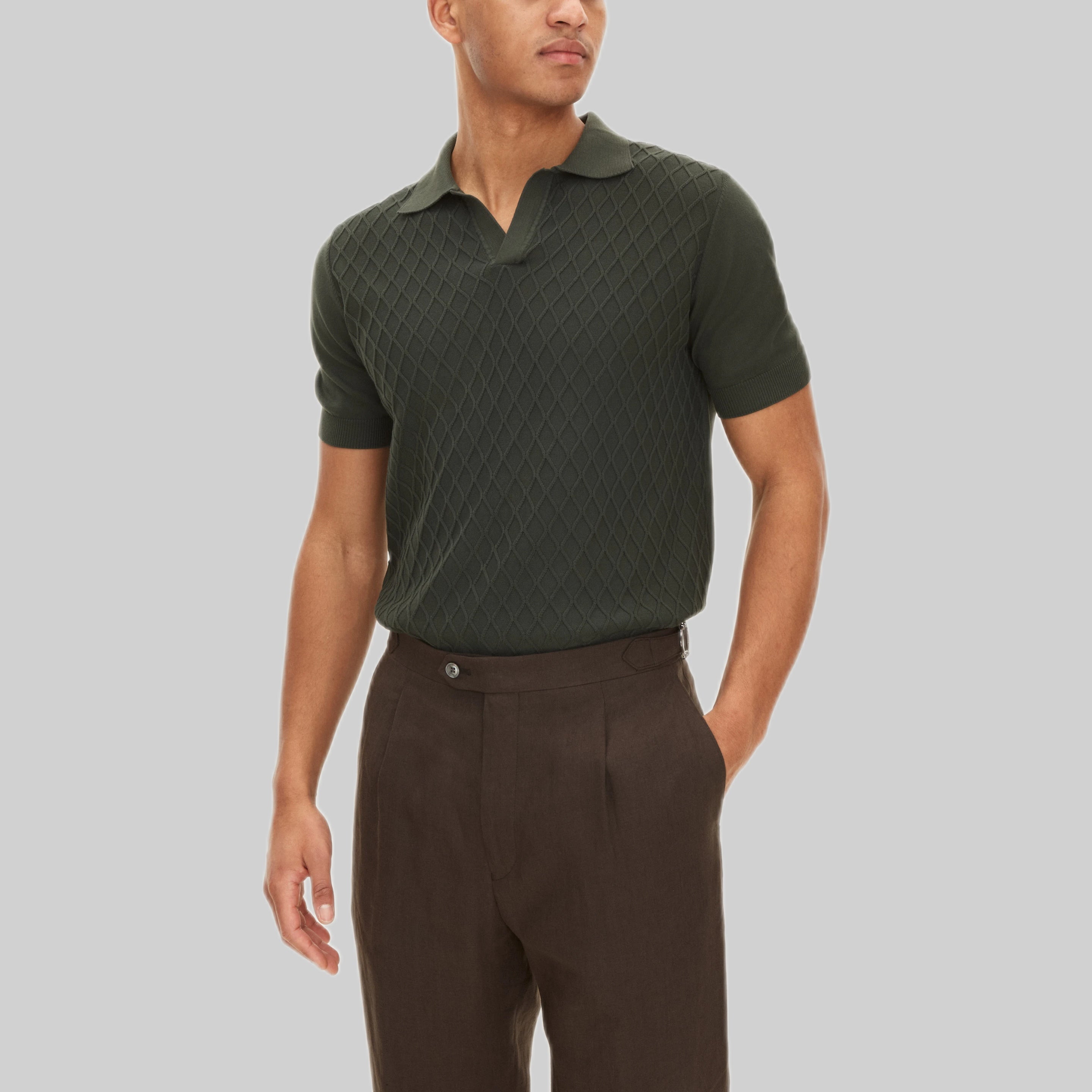 Oscar Jacobson polo shirt, men, frontside, green, model