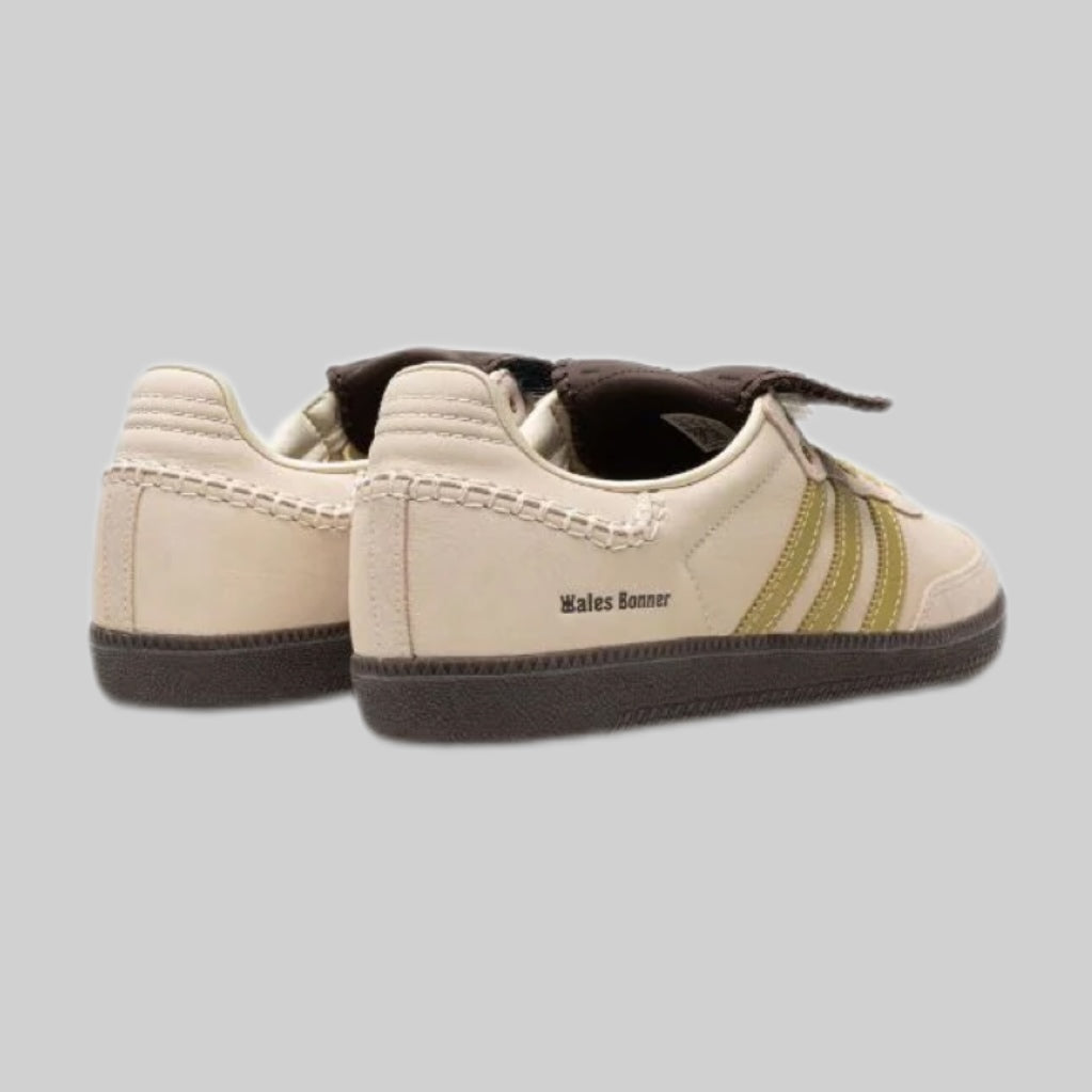 Adidas Originals sneakers, men, frontside, beige