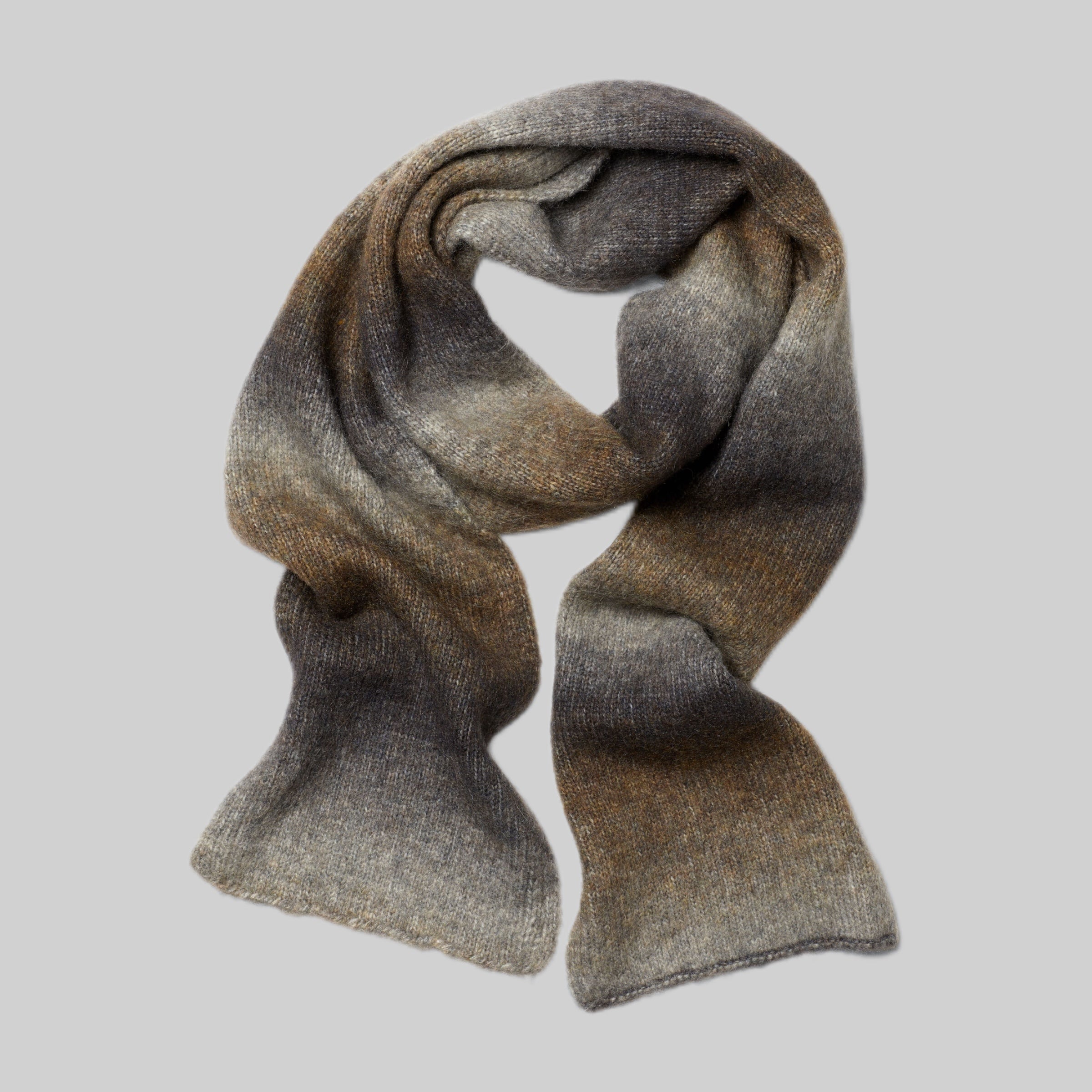 WOOL BLEND SCARF WITH OMBRÉ STRIPES - Dusty Beige